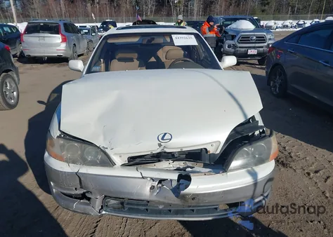 1995 Lexus Es 300 z USA, uszkodzony, nr VIN JT8GK13T5S0118485